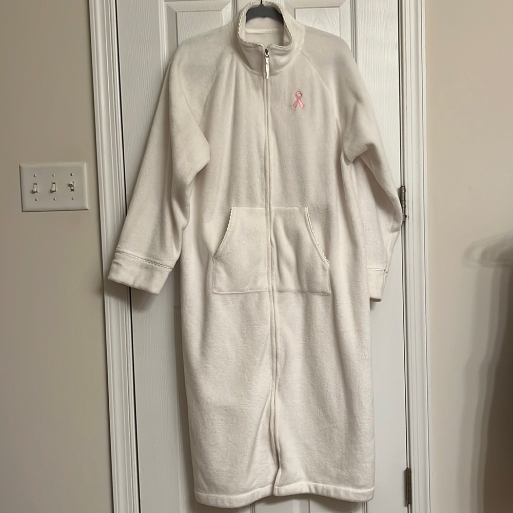 Stan Herman White Full-Zip Bathrobe Pockets Breast Cancer Logo Polyester Large